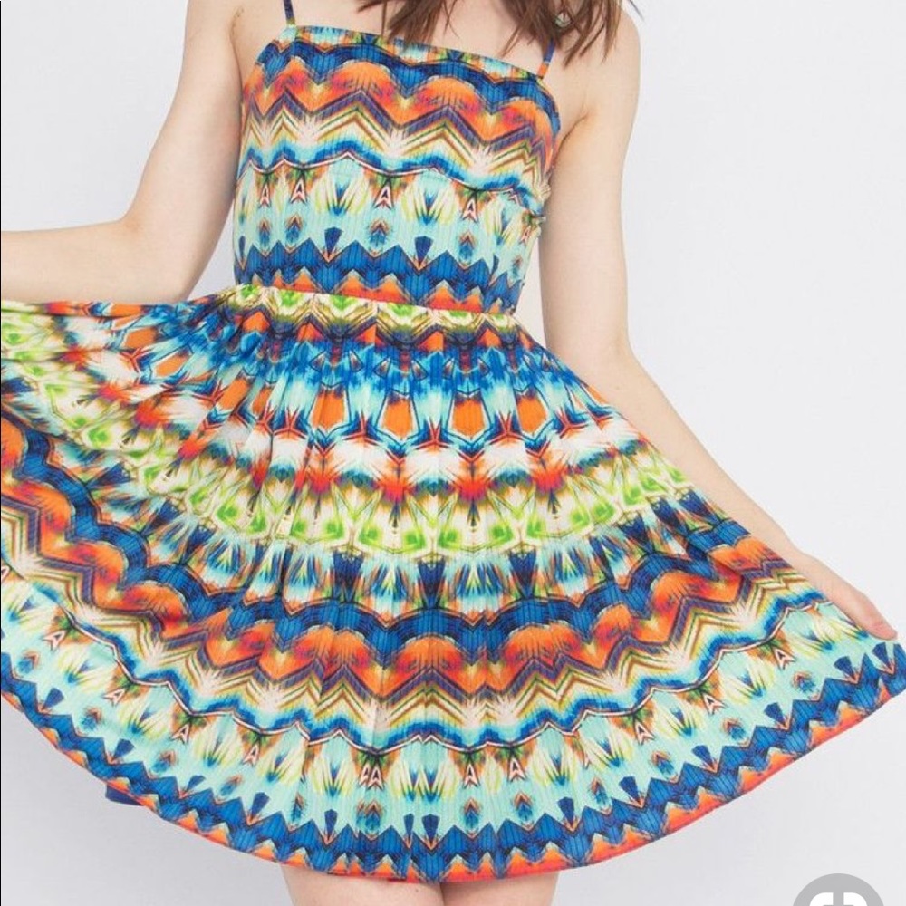 Sugar+Lips Size S Colorwave Tribal pattern Dress - Picture 2 of 8